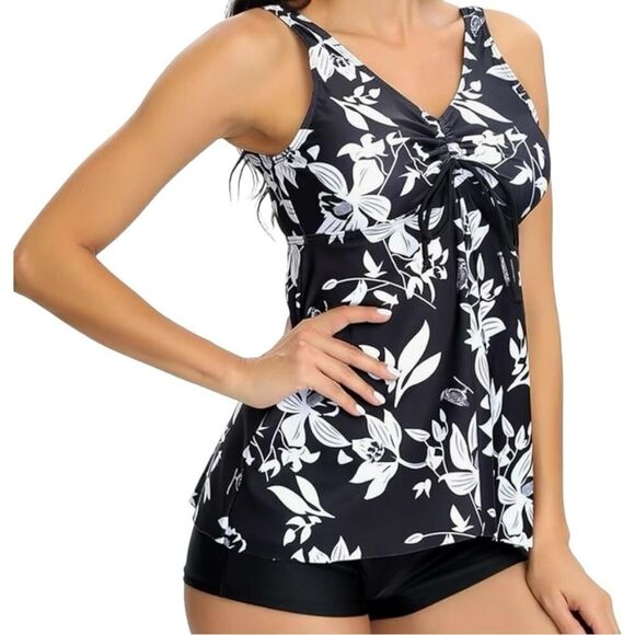 Floral Black and White Tankini Set - Picture 2 of 11